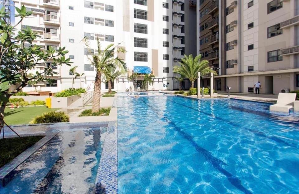 Apartmán Horizon 101 A1 Shortwalk Robinson Mall Mango Square Bars Free Pool Cebu Exteriér fotografie